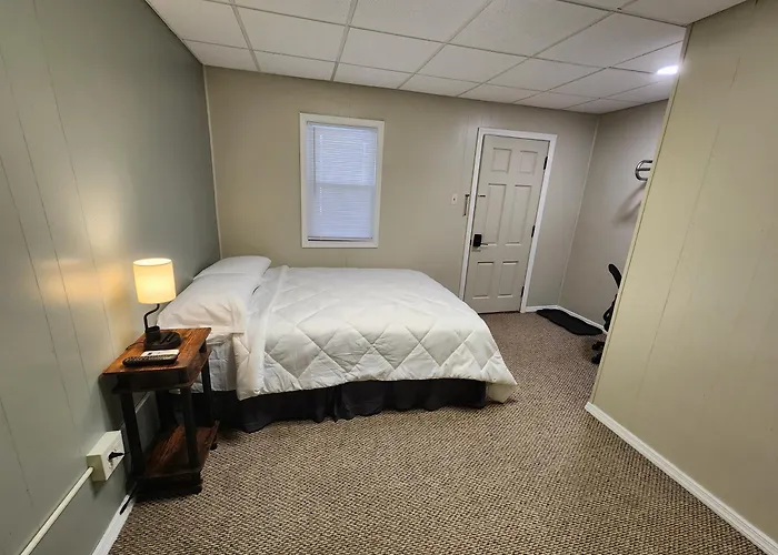 Dunnstown Lodge