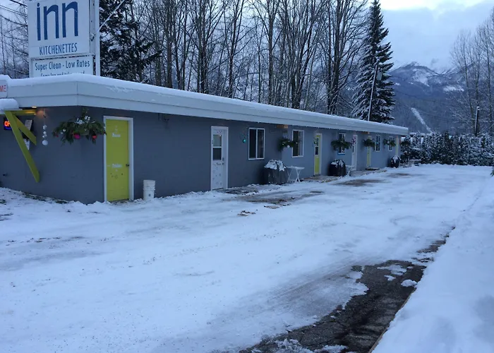 Pinewood Inn