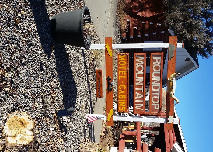 Roundtop Mountain Vista - Cabins And Motel