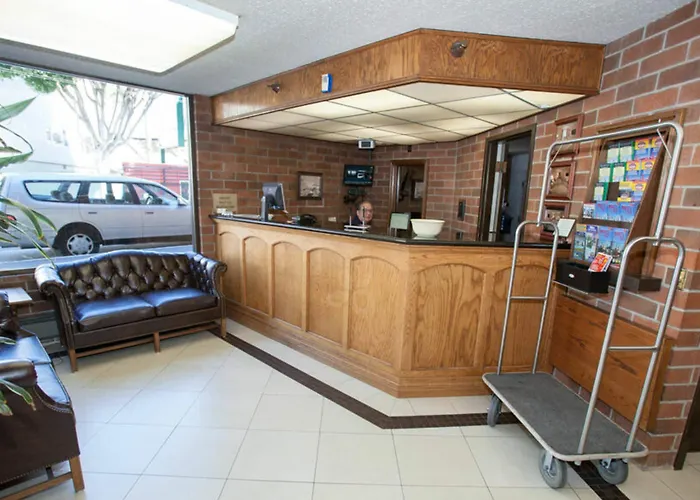 Columbus Inn