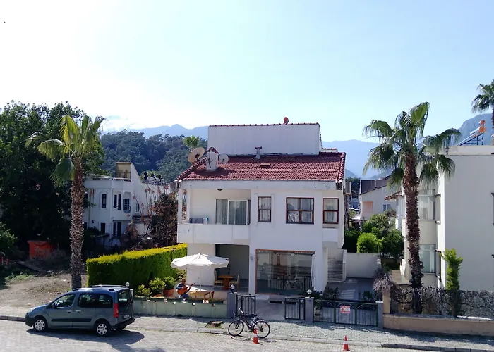 Dinara Apart Hotel
