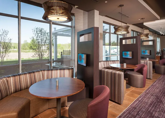 Courtyard By Marriott Boston Littleton
