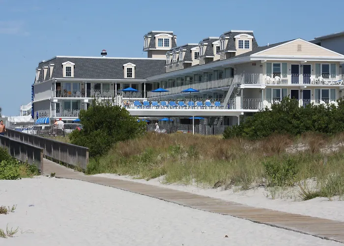 Fleur De Lis Beach Motel