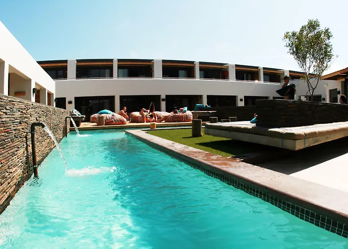 Windtown Lagoon Hotel