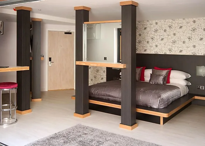 Lincoln Hotels