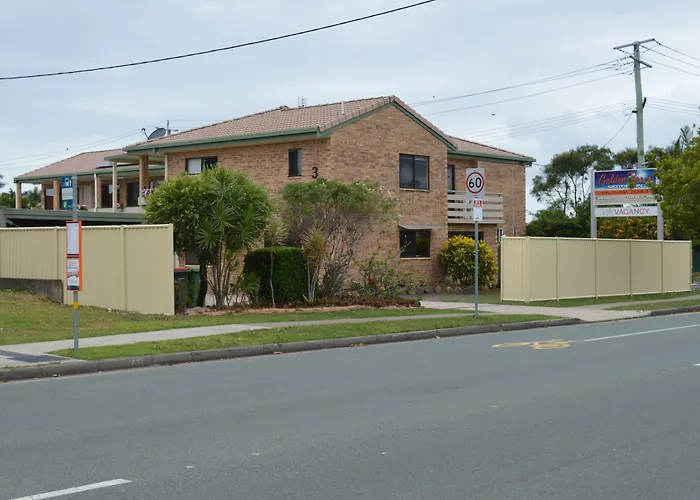 Golden Beach Motor Inn, Caloundra