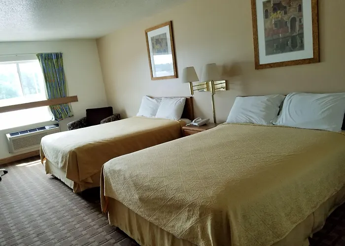 Inn Of The Pines