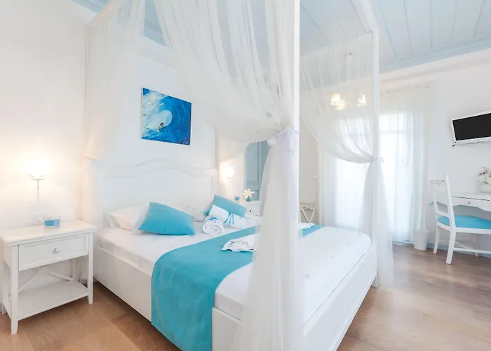 Alura Hotel