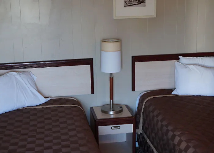 White Caps Motel