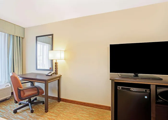 La Quinta By Wyndham Gillette