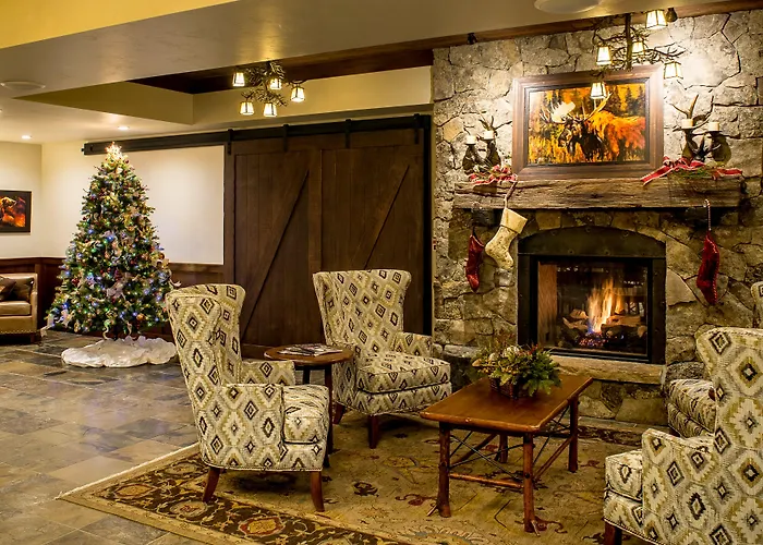Columbia Falls Hotels