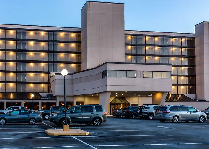 Crystal Coast Oceanfront Hotel