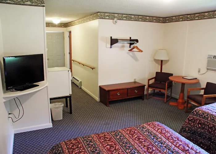 Potsdam Inn