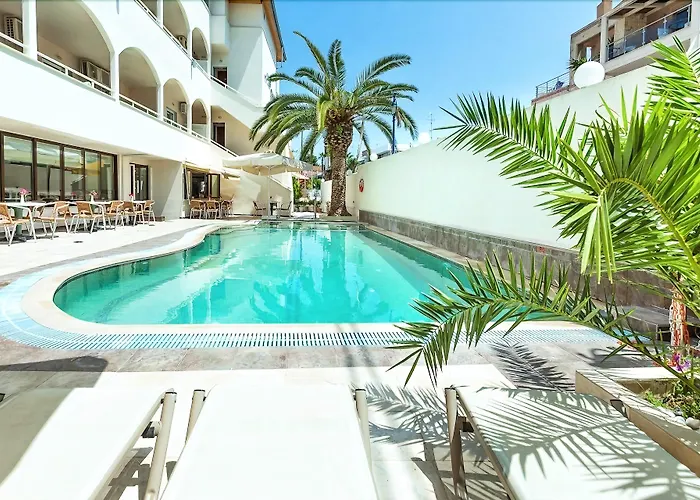 Elinotel Polis Hotel