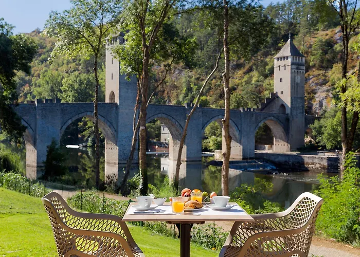 Cahors City Center Hotels