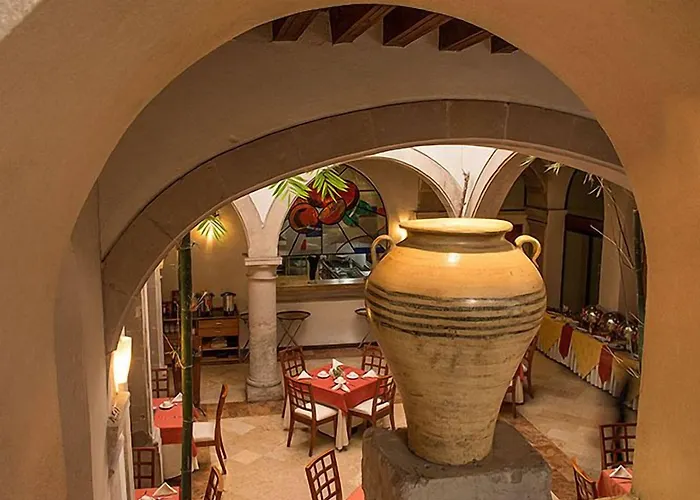 Hostal De La Monja