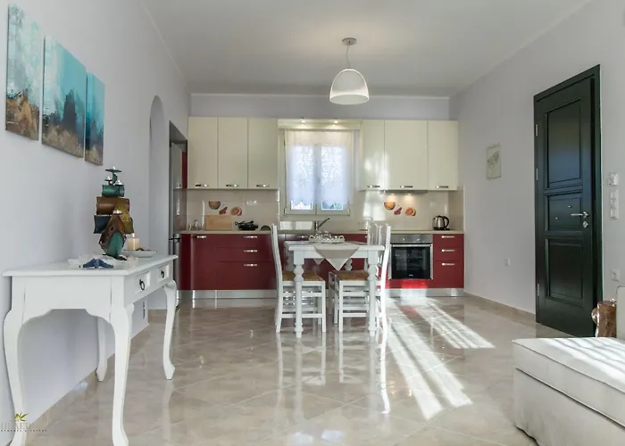 Iphimedeia Luxury Hotel & Suites