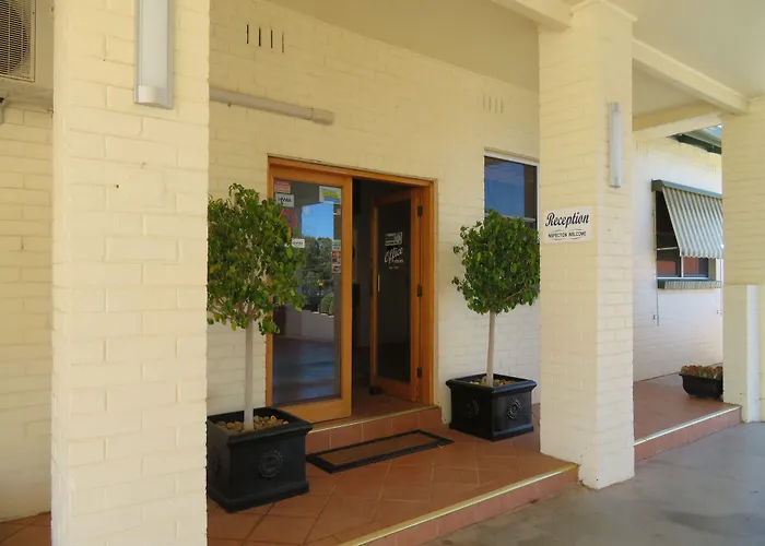 Bishops Lodge Narrandera