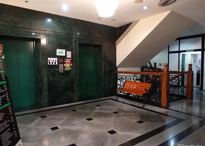 Urban Travellers Hotel