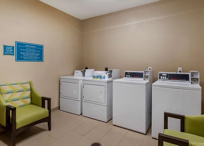 Best Western Plus Galveston Suites