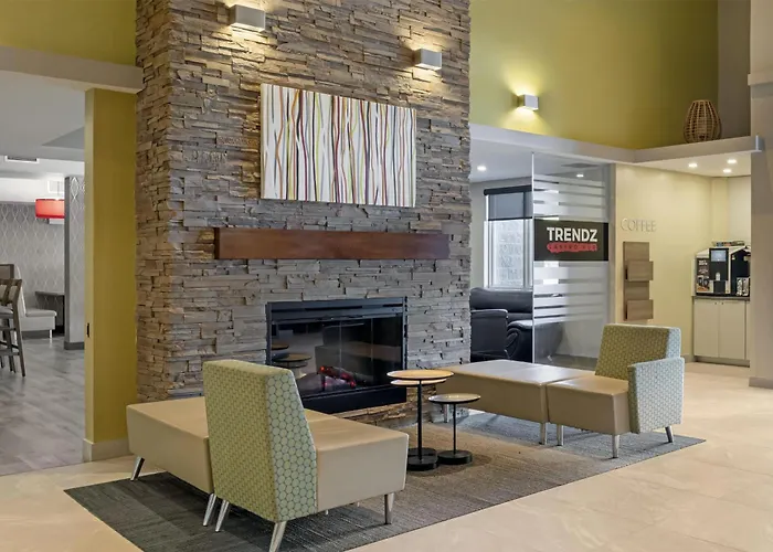 Best Western Plus Dartmouth Hotel&Suites