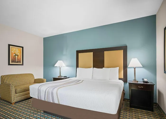 La Quinta By Wyndham Stonington-Mystic Area
