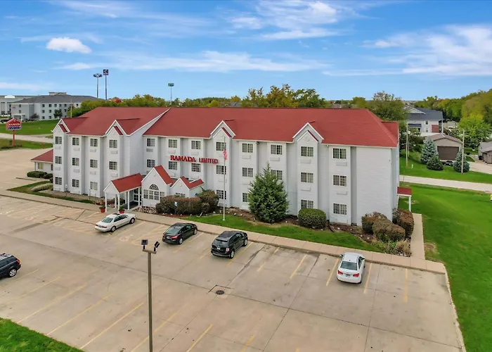 Ramada Limited Bloomington Il I-74/I-55