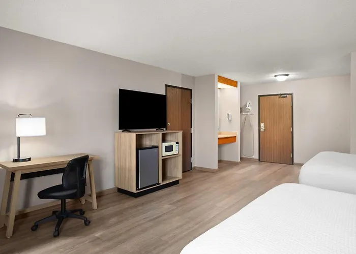 Devils Tower Motels