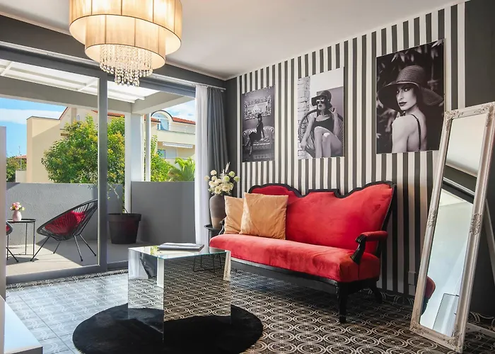 Chevalier Lifestyle Boutique Hotel Adults Only & Open-Minded Couples