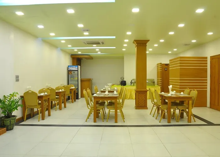 Paragon Hotel