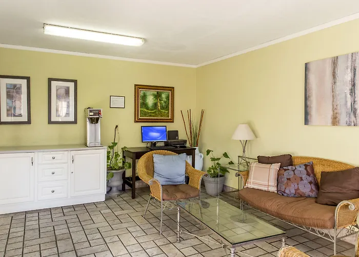 Premier Inns Thousand Oaks