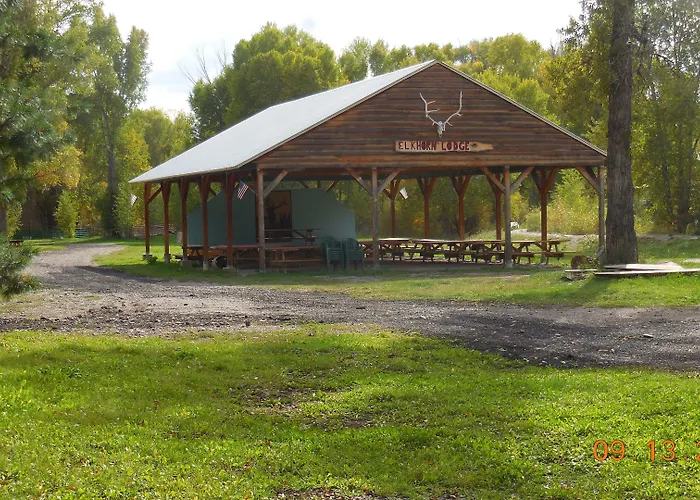 Elkhorn Lodge