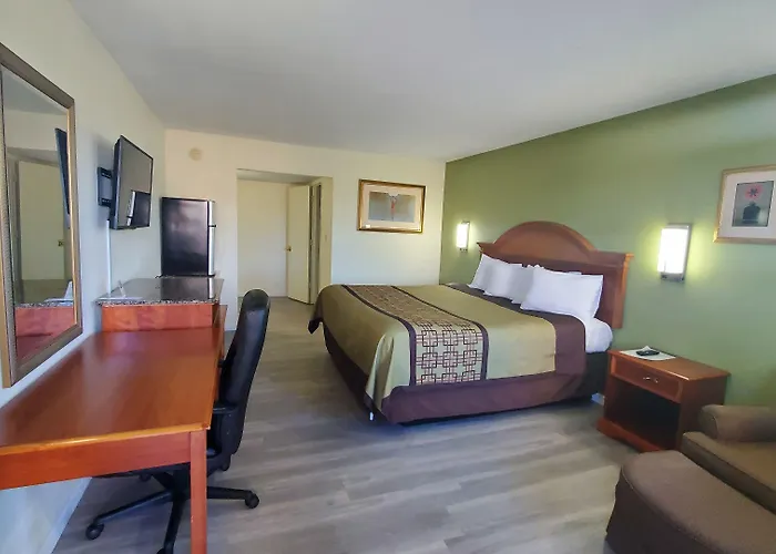 Big Spring Inn Madisonville