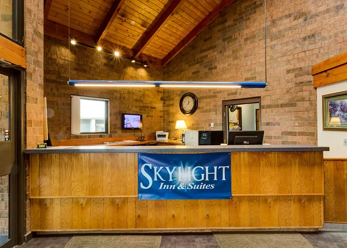 Skylight Inn Willoughby - Cleveland Mentor