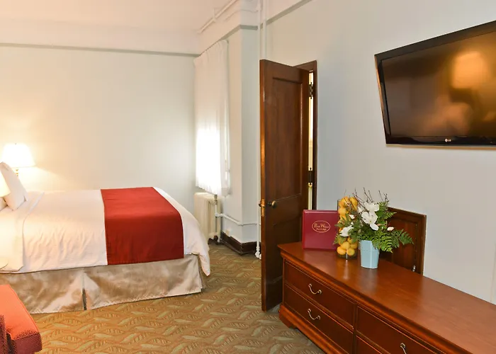 Penn Wells Hotel