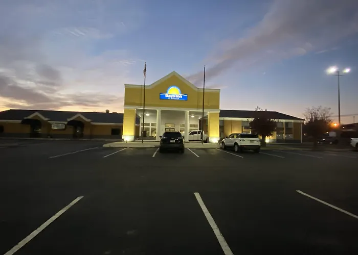 Executive Inn & Suites