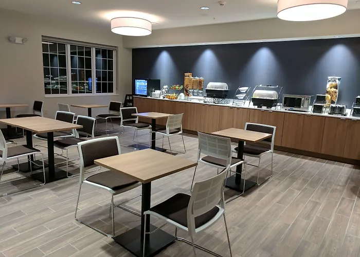 Microtel Inn & Suites By Wyndham Clarion