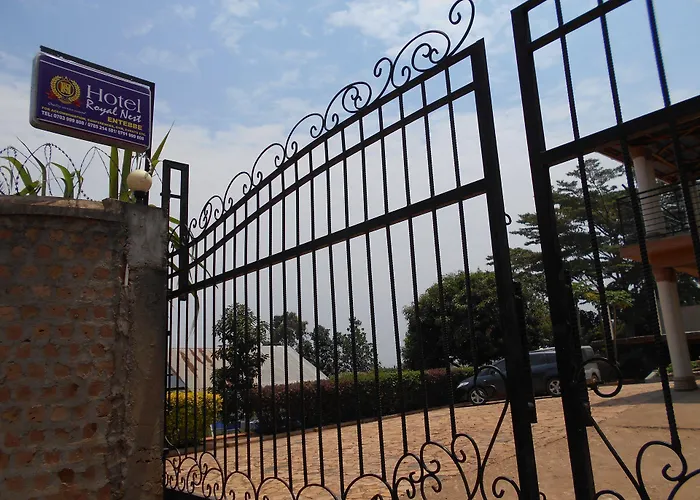 Hotel Royal Nest Entebbe