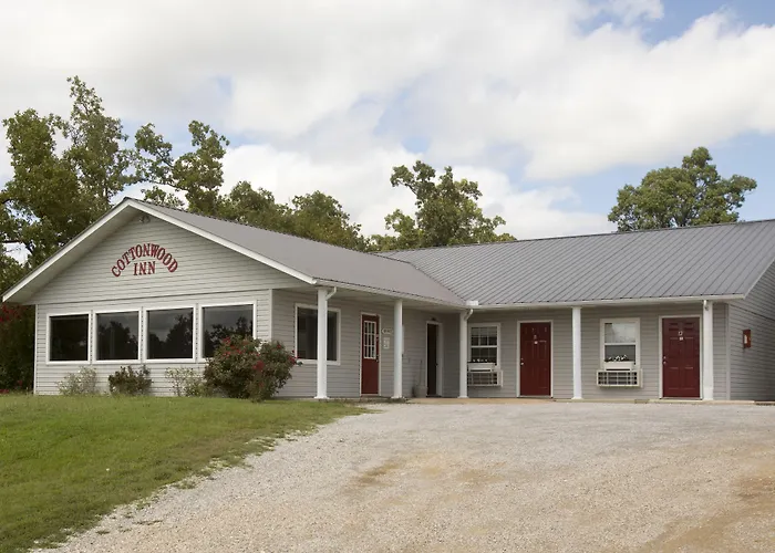 Cottonwood Inn