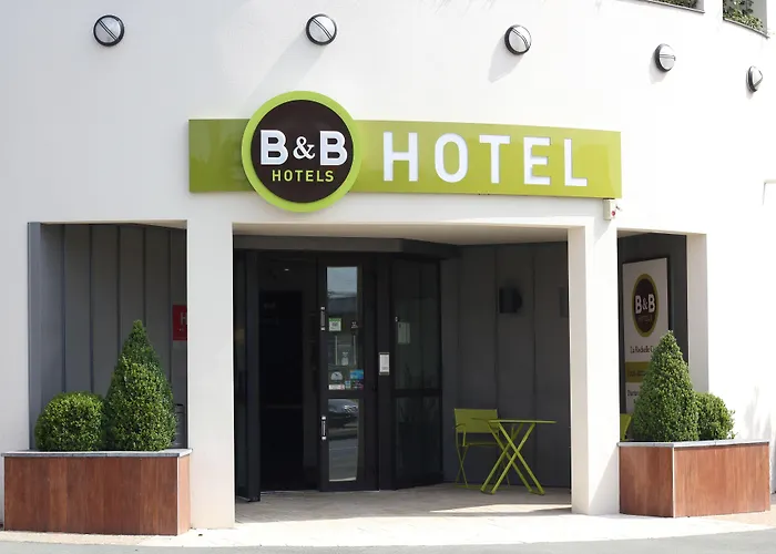 B&B Hotel La Rochelle Centre 3 Etoiles