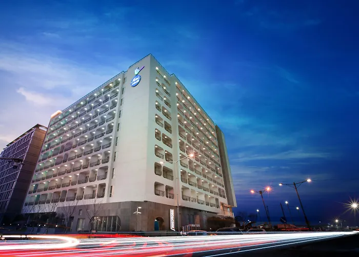 Hotel Whistlelark Jeju