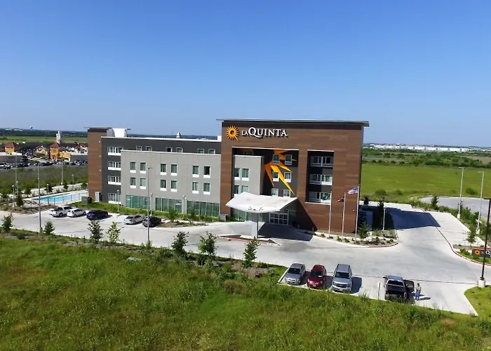 La Quinta By Wyndham San Marcos Outlet Mall