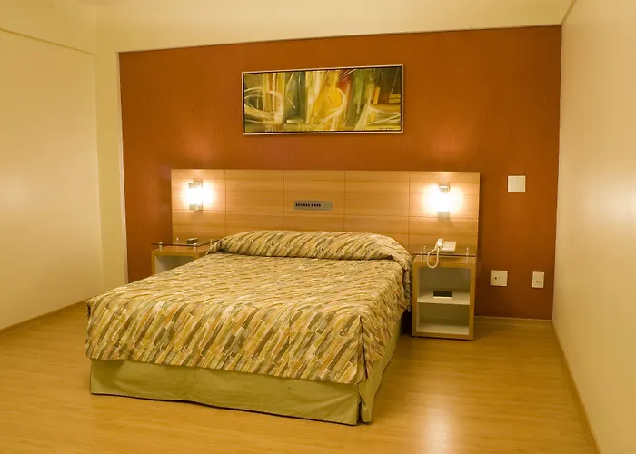 Líber Hotel Nova Serrana - Conforto na Rota da BR-262