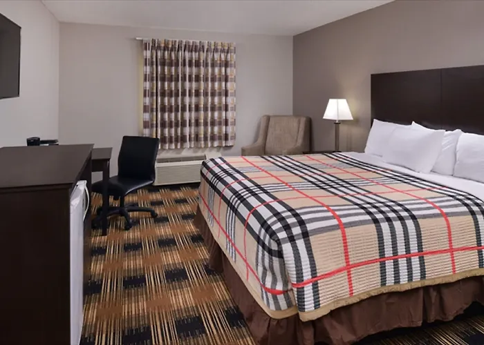 Fairbridge Inn Express Monroe City