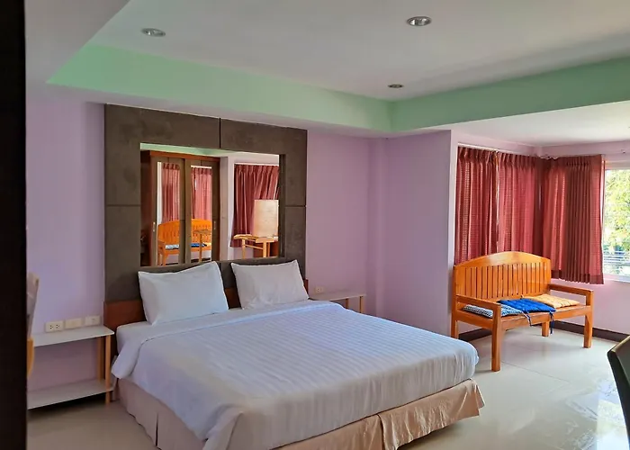 Baan Thara Guesthouse