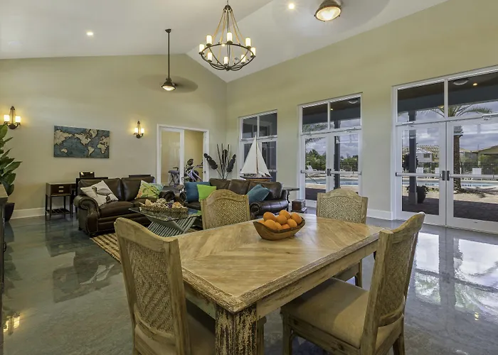 Cape Crossing Resort & Marina