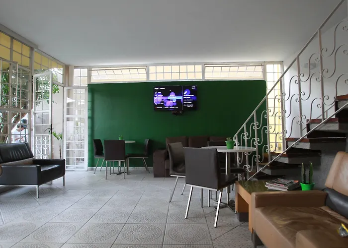 Hangar Rio Hostel