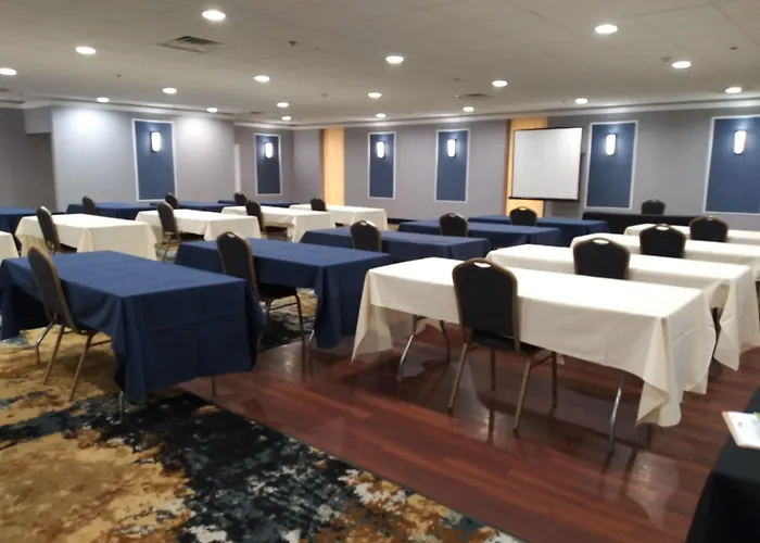 Chester Hotel And Conference Center