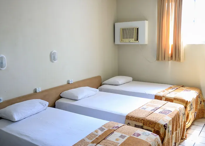 Center Plaza Hotel