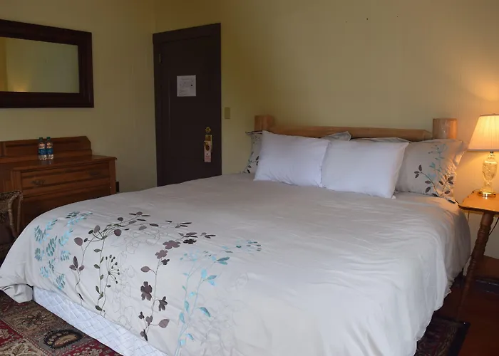 The Long View Lodge